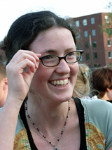 Edith met bril