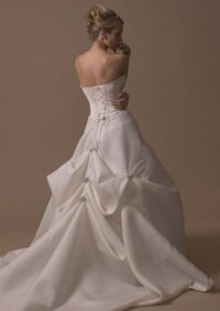 /images/staff/images/wedding.jpg